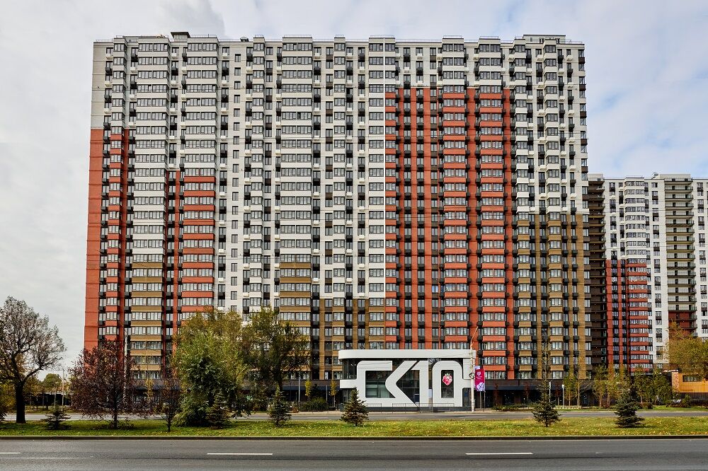 Пострадавший от БПЛА ЖК в Ростове восстановят до конца II квартала 2026 г. - фото 1