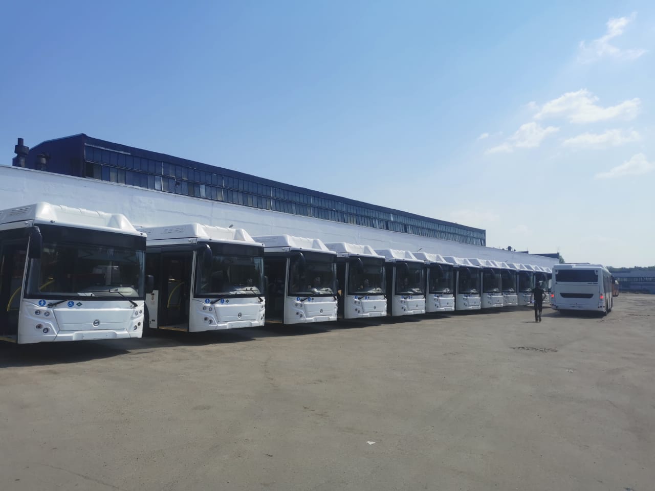 20 новых автобусов «ЛиАЗ» прибыло в Нижний Новгород - фото 1