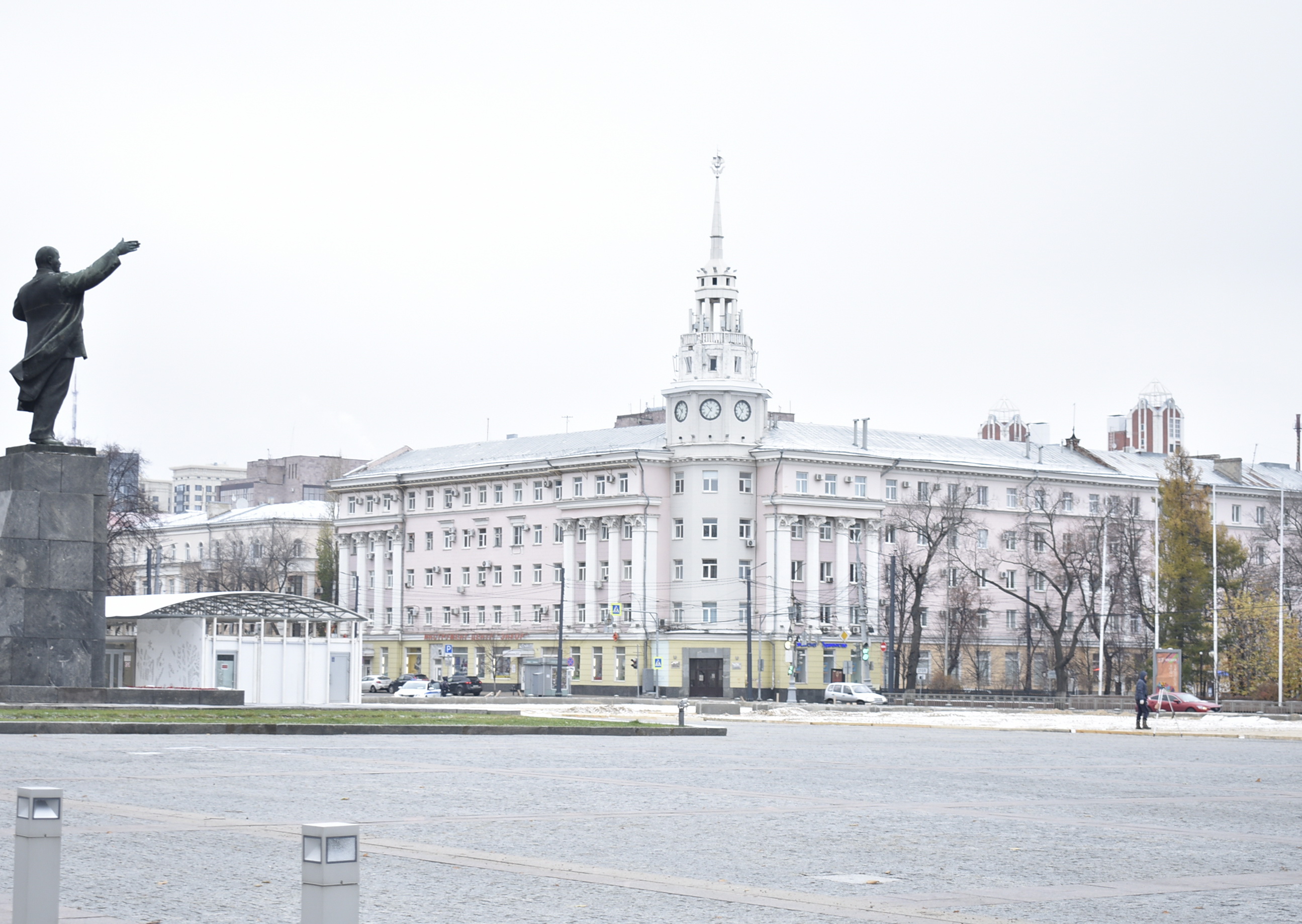 Движение по площади Ленина закроют на новогоднюю ночь в Воронеже - фото 1