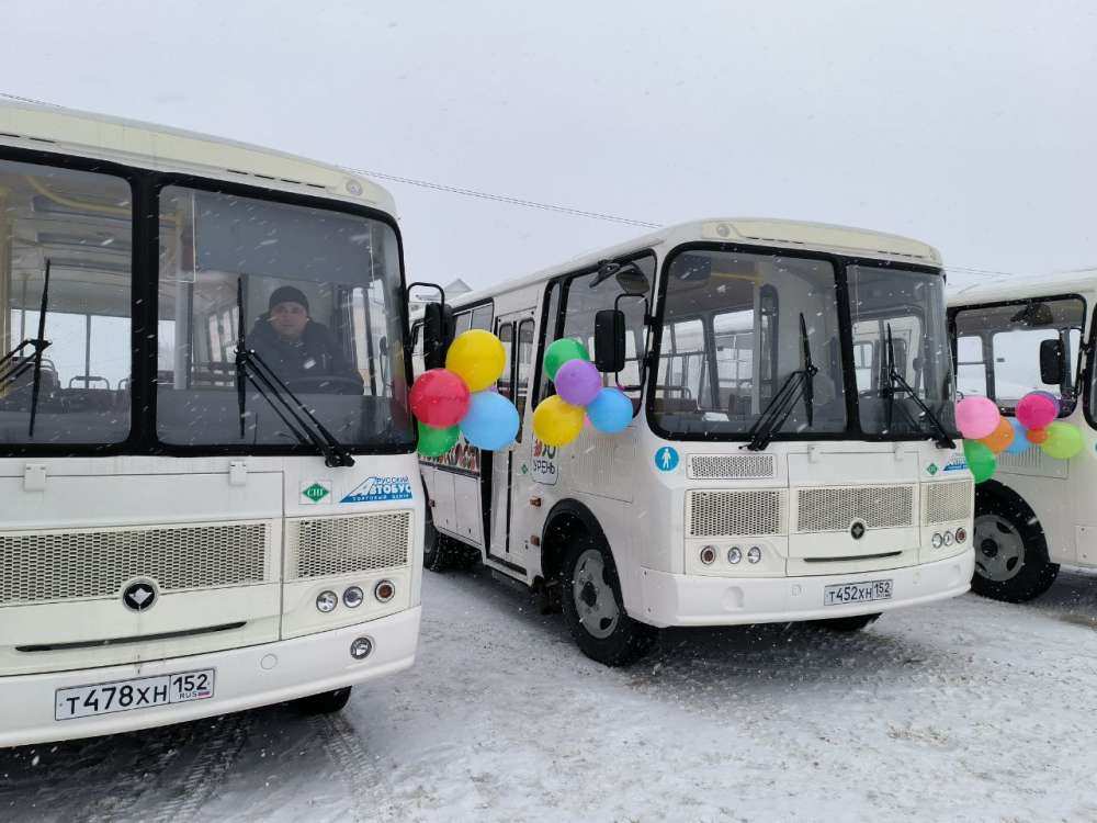 Пять новых автобусов поступили в Уренский район