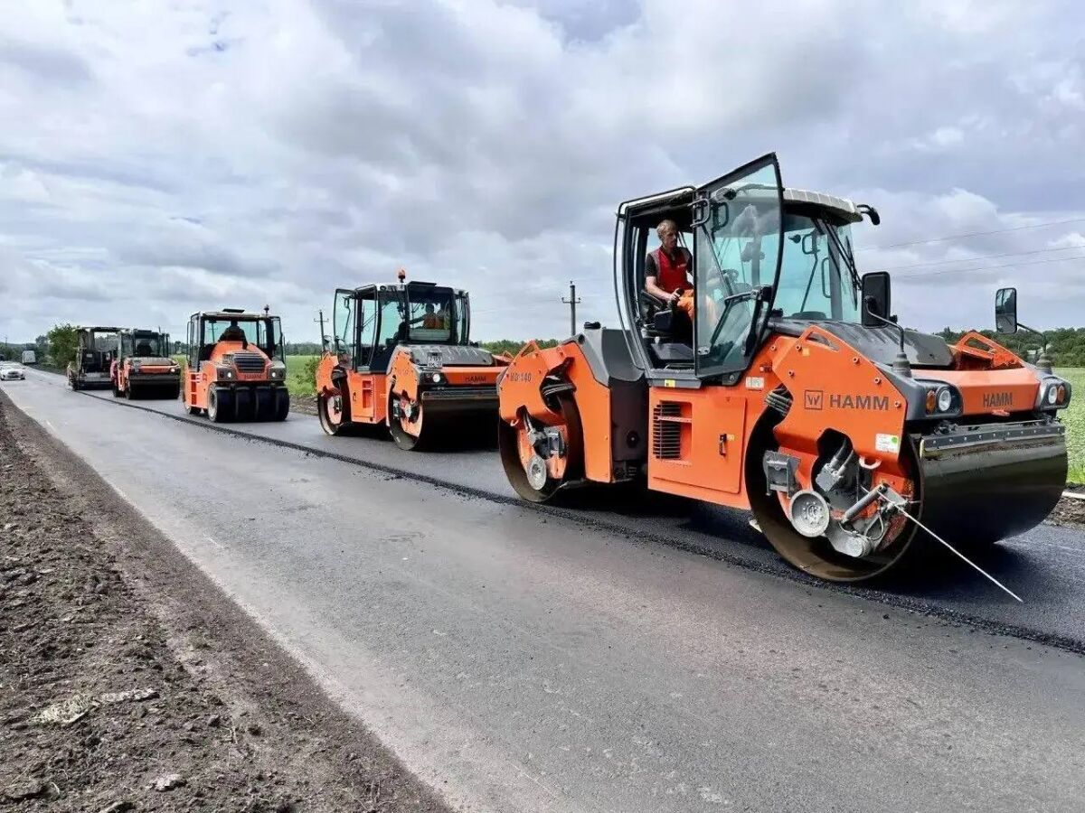 В Ростовской области отремонтируют более 300 км региональных дорог - фото 1