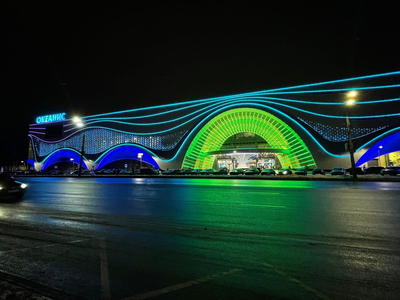 Бассейны нового аквапарка в Нижнем Новгороде заливают водой  - фото 1