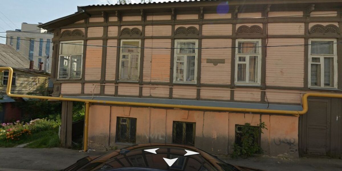 Возле еще одного дома в Плотничном переулке ввели режим повышенной готовности - фото 1