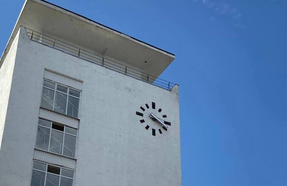 Часы вновь заработали на фасаде Московского вокзала в Нижнем Новгороде
