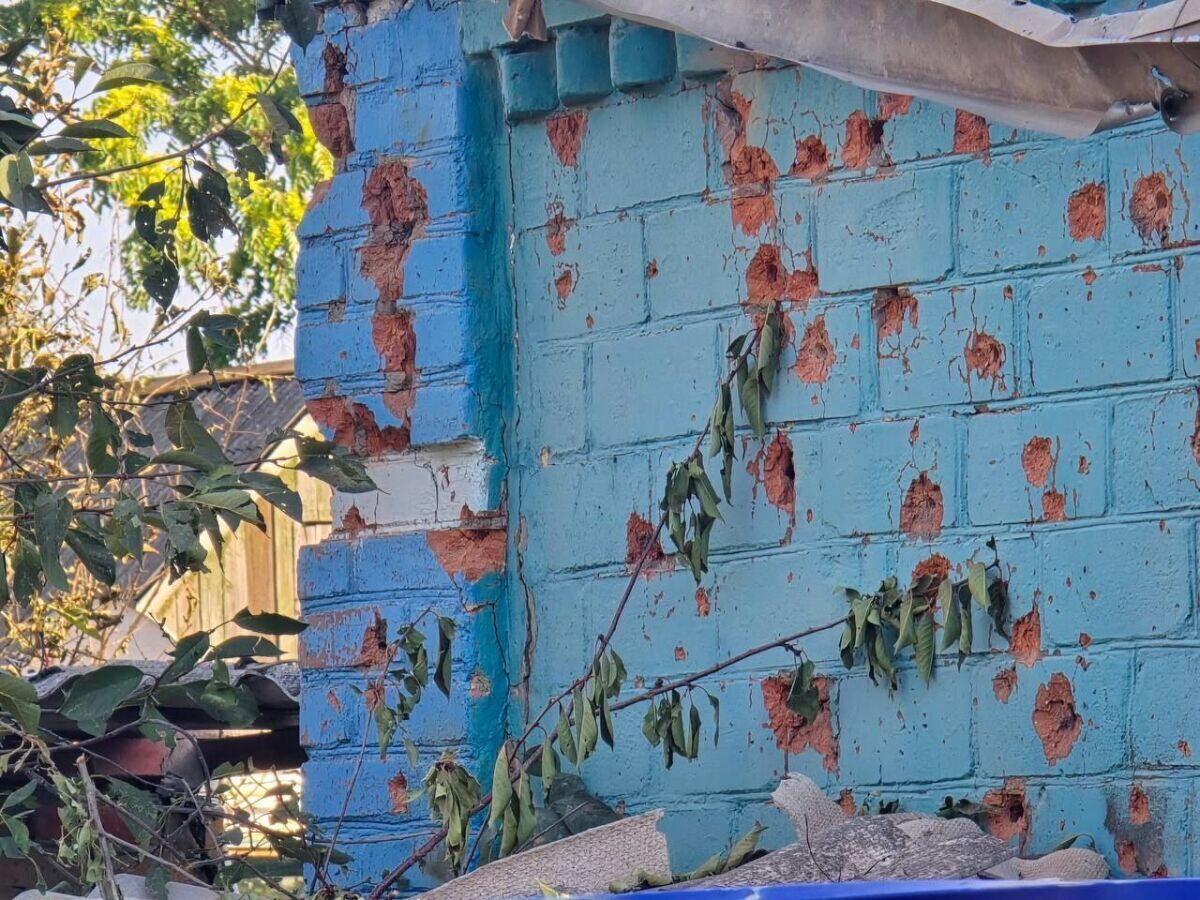 На Дону беспилотники повредили промобъект, дома и автомобили - фото 1